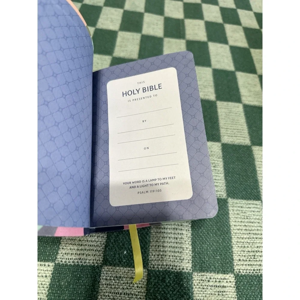 Thomas Nelson NKJV Reference Bible Compact Edition New without Box